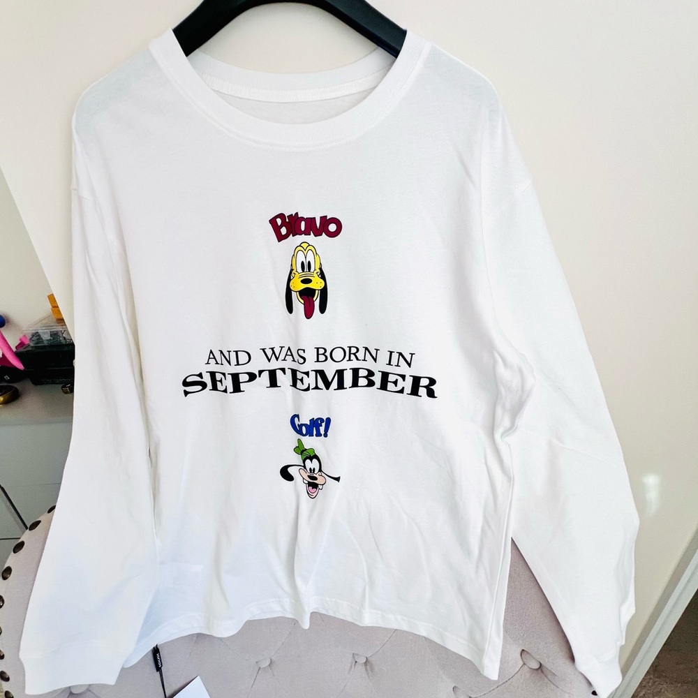 Brand new White Graphic  Shirt size M